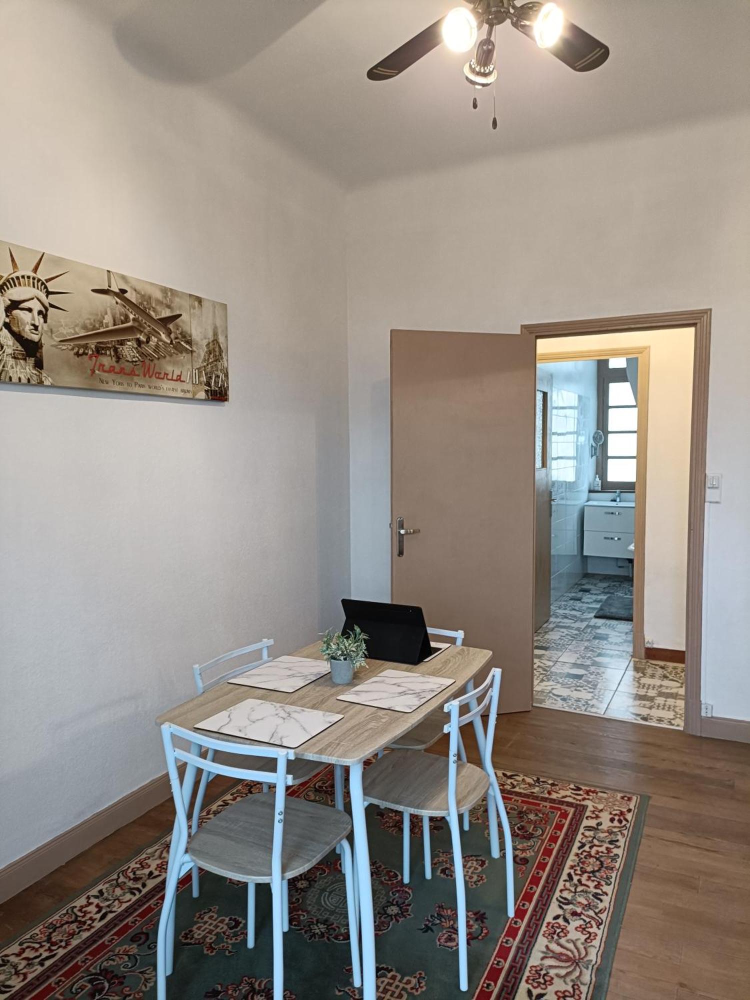 Spacious Luxury 2 Bed Appartment Carcassonne Bagian luar foto